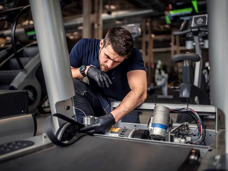 آیا سرویس دوره‌ای تجهیزات ورزشی ضروری است؟